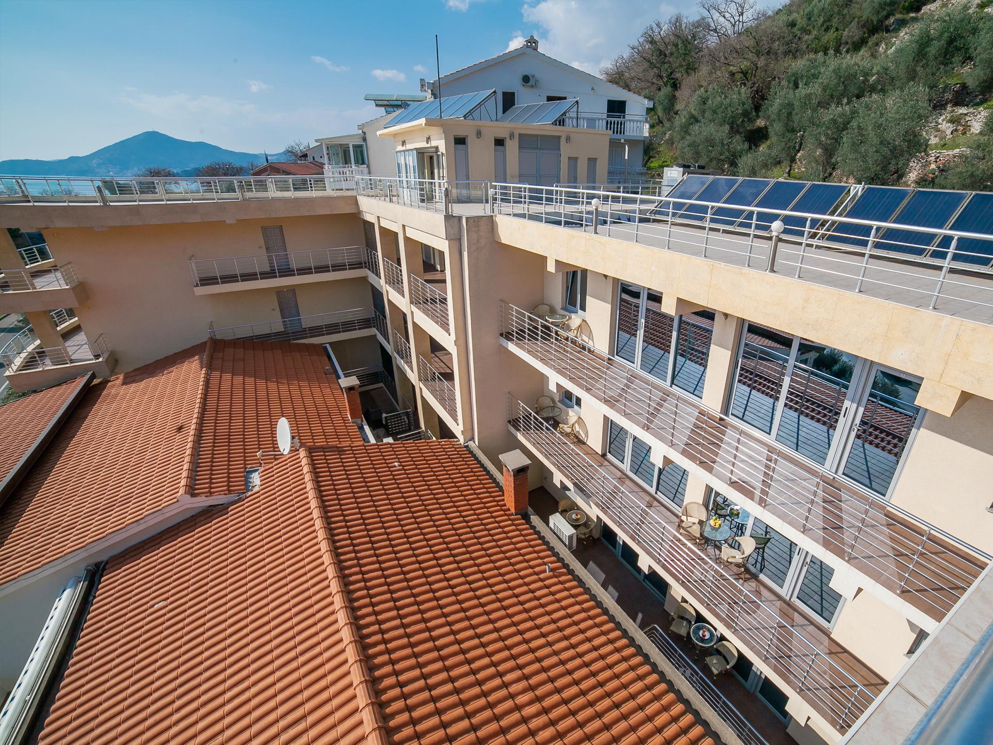 Raymond Apartments Pržno Exteriör bild